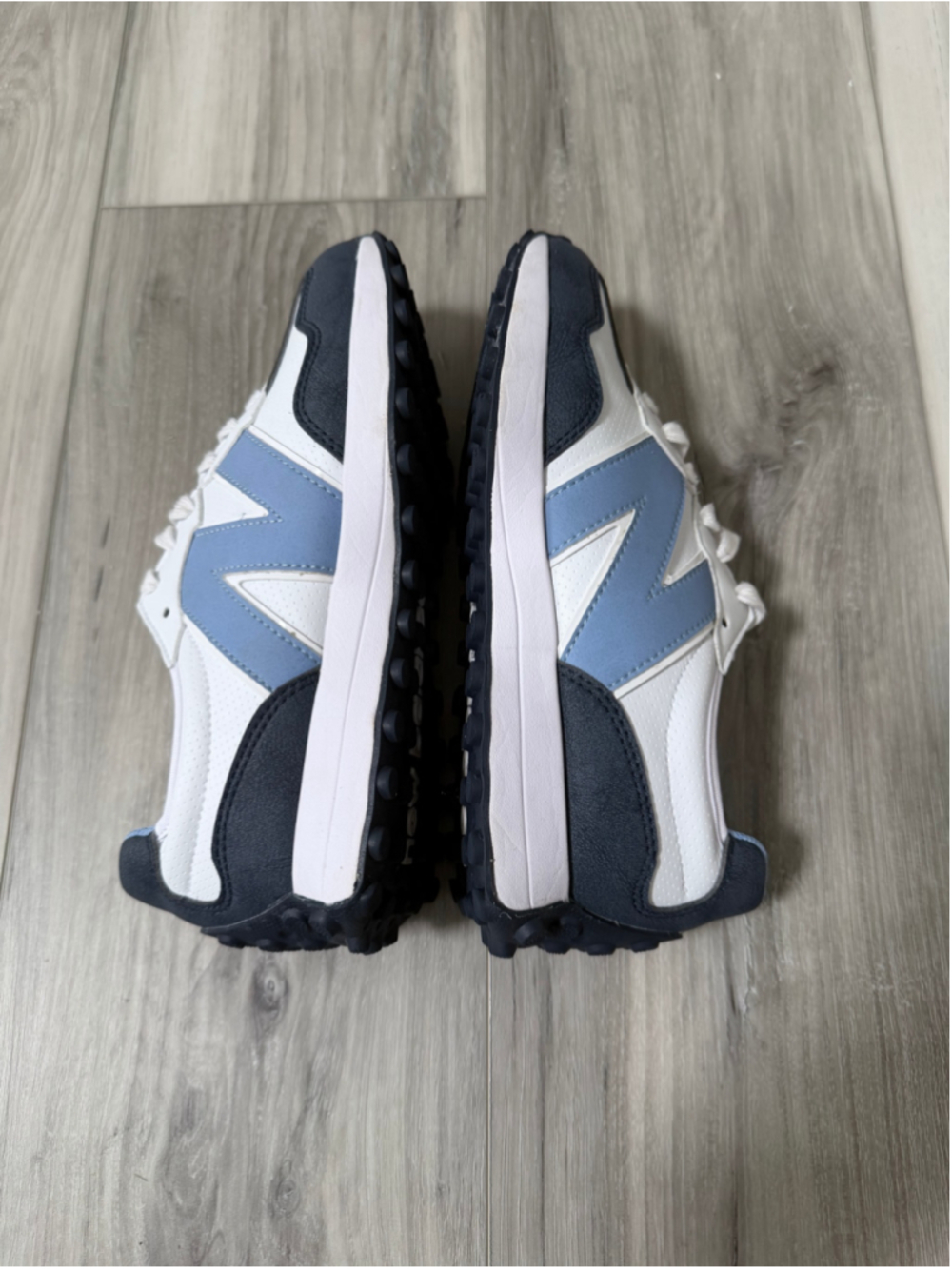 New Balance 327 Womens Size 7 White Blue Navy Retro Casual Sneakers WG327WB - Picture 10 of 12